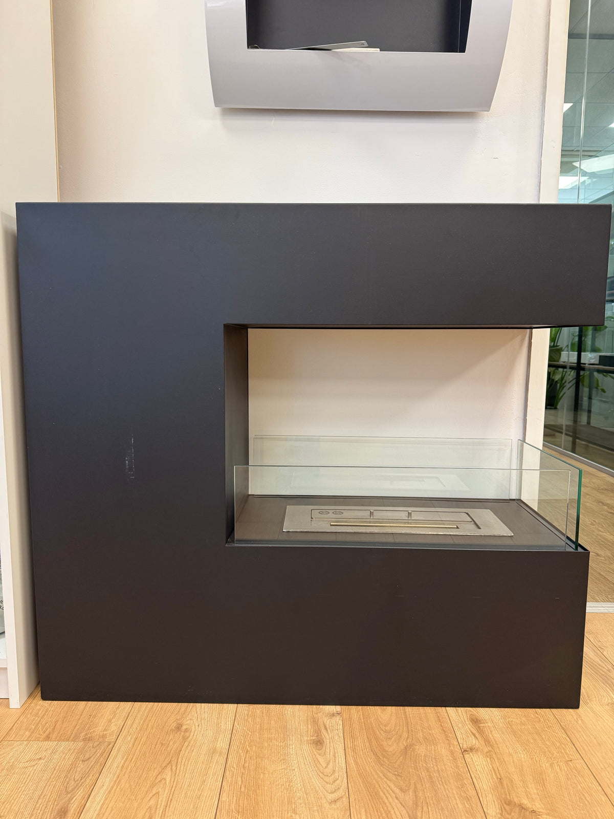 Topeka - 3-Sided Bioethanol Fireplace - Black - Ex-Display Model
