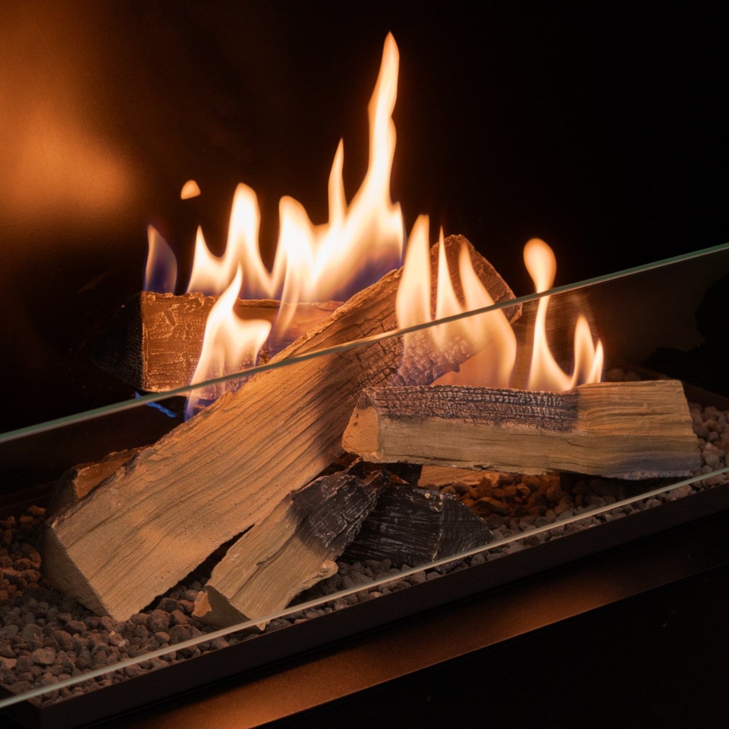 Planika FLA4 990 Logs – Remote Controlled Bioethanol Burner with Realistic Log Flames
