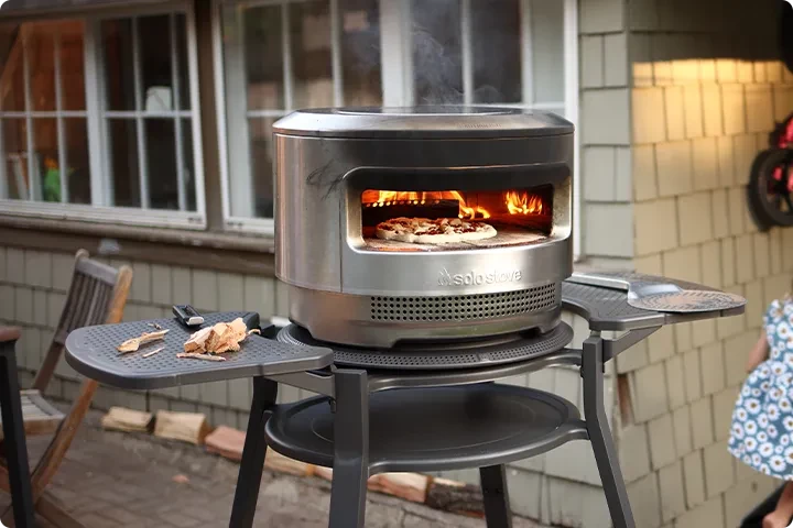 Wood-fired pizza oven