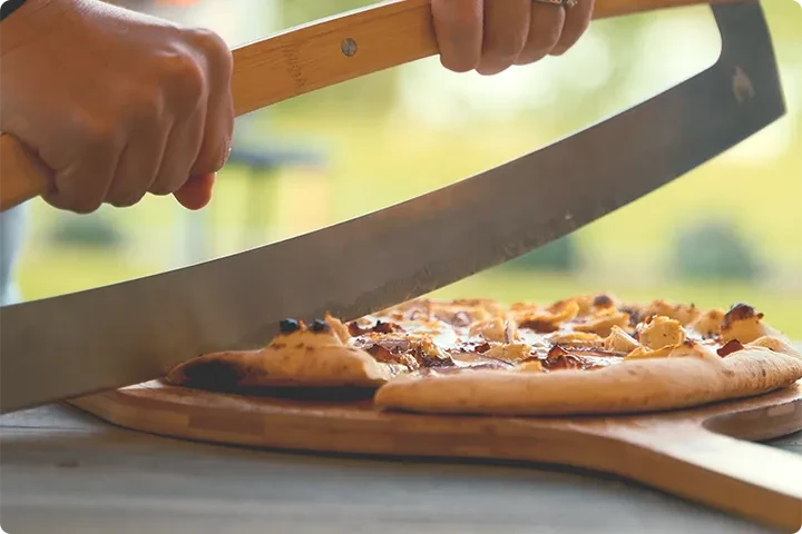 Pizza blade